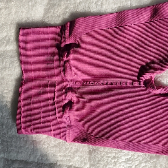 Free People FP Movement High-Rise 7/8 Happiness Runs Leggings Raspberry Tights - Picture 8 of 12